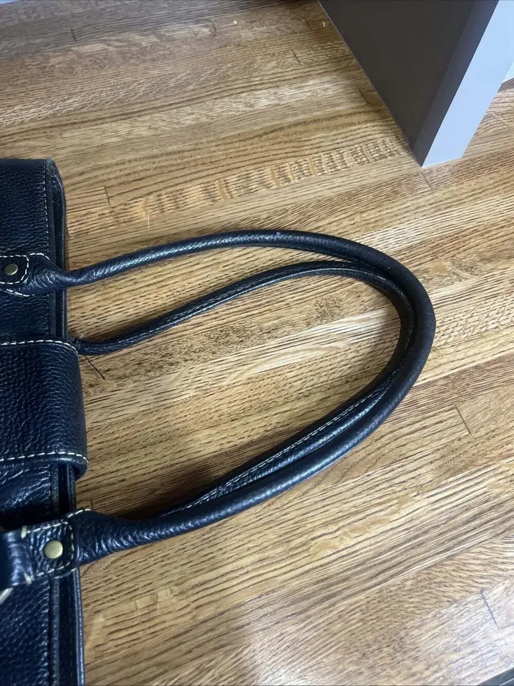 Michael Kors Black Pebbled Leather Shoulder Bag Brass Hardware Y2K Satchel